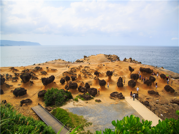 대만/단수이/예류/스펀/지우펀 4일 (4성호텔/천등체험/특식3회)