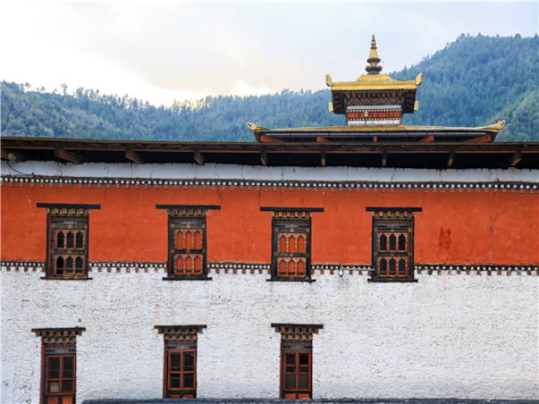 행복의 나라 부탄 항공 일주 9일 ＜노쇼핑/비자포함/국내선이동2회.탁상사원＞