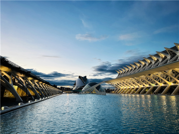 스페인/포르투갈 9일 ＜국적기 바르셀로나 직항/전일정 4성/가우디스페셜＞