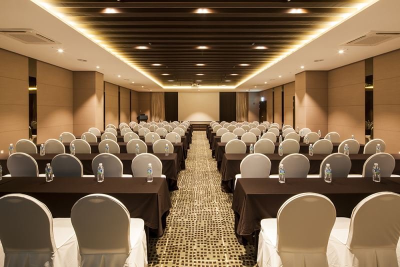 [4성급] 호텔 더본 제주